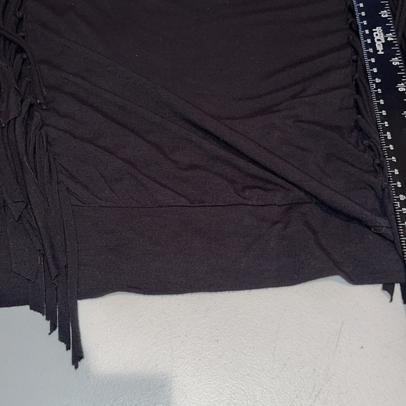 Micheal Kors size large black 3/4 sleeve fringe top ,draped neckline banded hem - Picture 11 of 13
